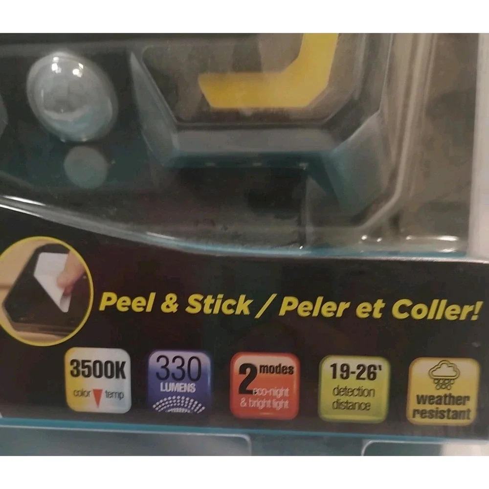 Bell Howell Solar Bionic Light Motion Activated‎ New In Box Peel and Stick